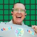 Logo WISE Skool Building 🤓